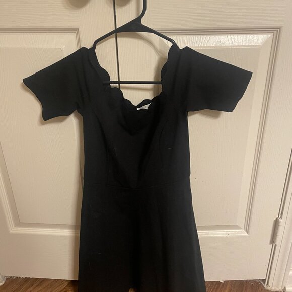 Nine Britton off the shoulder dress - Picture 3 of 3